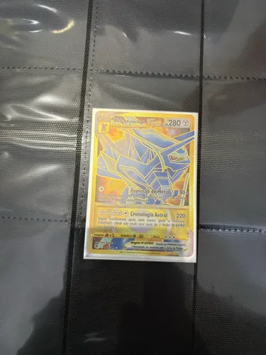 Carta do Pokémon lendário Dialga Vastro gold