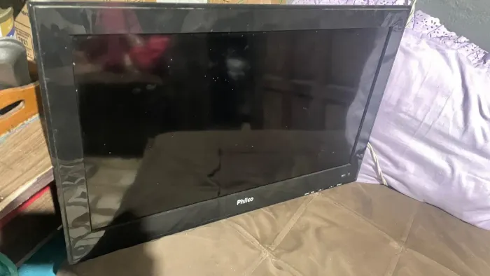 Vende-se uma TV Philco de 24 Polegadas