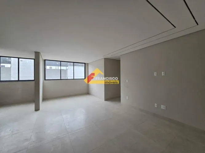 Apartamento à venda, 3 quartos, 1 suíte, 2 vagas, Bom Pastor - Divinópolis/MG