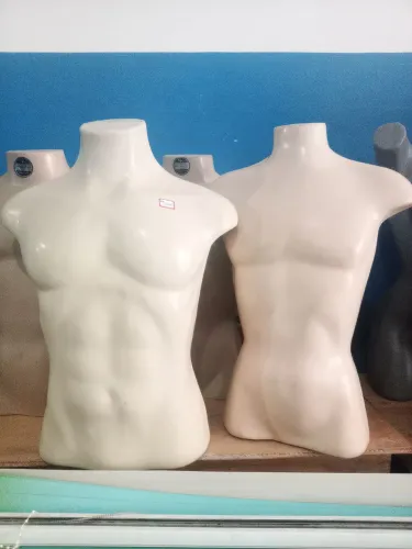 Manequim masculino busto
