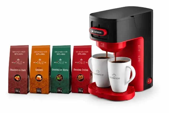 kit cafeteira + 2 xicaras + 4 cafés torrados 110v nova