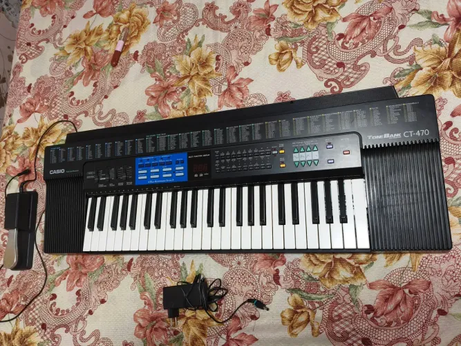TECLADO CASIO CT 470 TONE BANK RARO EM BOM ESTADO 
