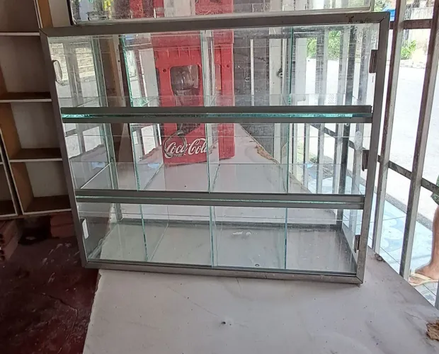 Vendo essa bombozeira de vidro