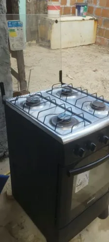 Fogão 4 bocas !