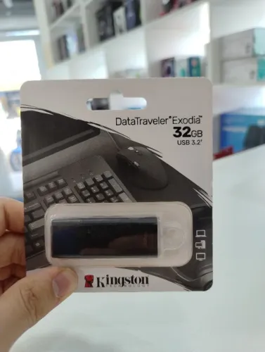 Pendrive 32GB Kingston USB Rápido Novo