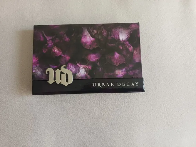 Paleta de sombra Urban Decay Shadow Box