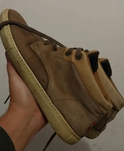 Tênis Levis original cano alto número 40