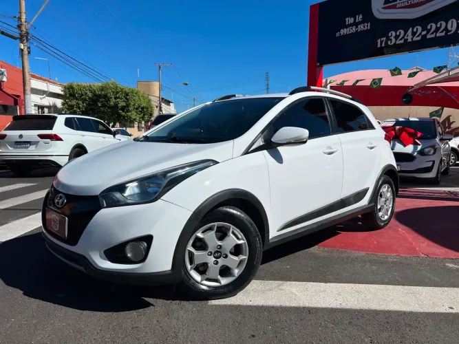 Hyundai HB20X Style 1.6 Flex 16V Mec. 2015