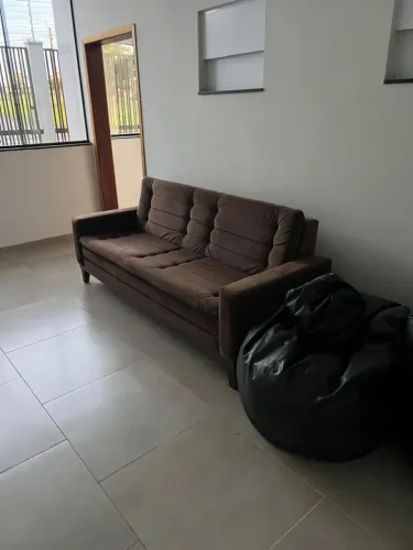Sofá marrom