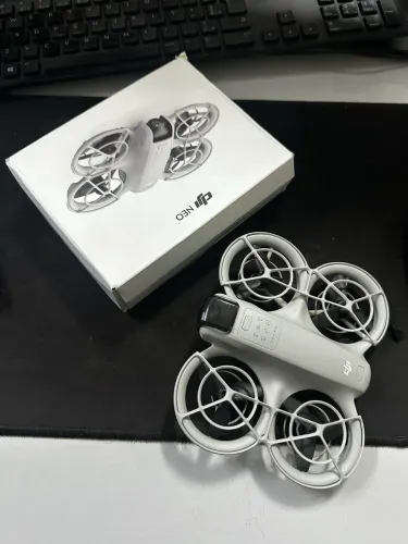 VENDO DJ NEO SEMI NOVO