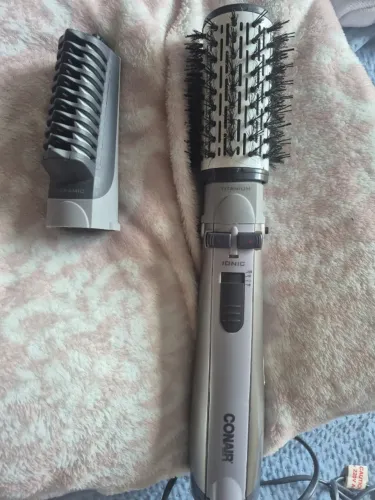 ?Escova Rotativa Conair Titanium Ionic Polishop 220V + Acessório
