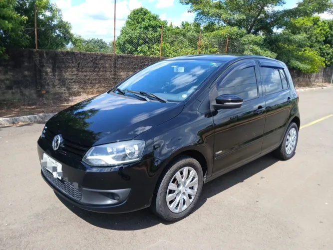 Volkswagen Fox 1.0 MI Total Flex 8V 5P 2012