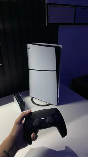 PS5 Slim Digital 825GB