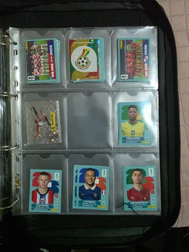 Figurinhas avulsas da copa 2026 originais Panini! Envie sua lista no whats. 2 reais cada!
