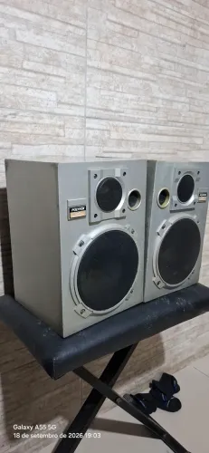 Caixa Polyvox anos 80 S/falantes