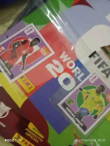 Figurinhas legends da copa troco