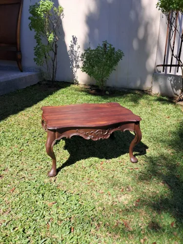 Mesinha Antiga em Jacarandá