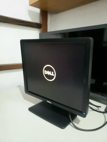 Monitor Dell 17 pol quadrado funcionando perfeitamente 