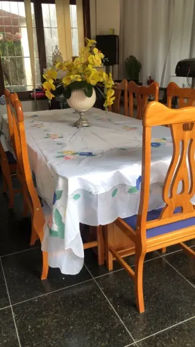 Mesa de jantar 8 lugares