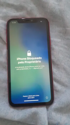 Iphone 11 cor vermelho 64 giga bloqueado pelo proprietario