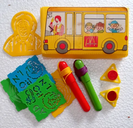 Kit McLanche Feliz McDonalds Estojo Caneta Carimbo Régua Anos 80