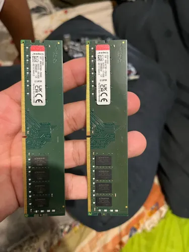 Kit duasMemória RAM kingston kingston 8gb ddr4 2400mhz kvr26n19s8/8 totalizando 16GB