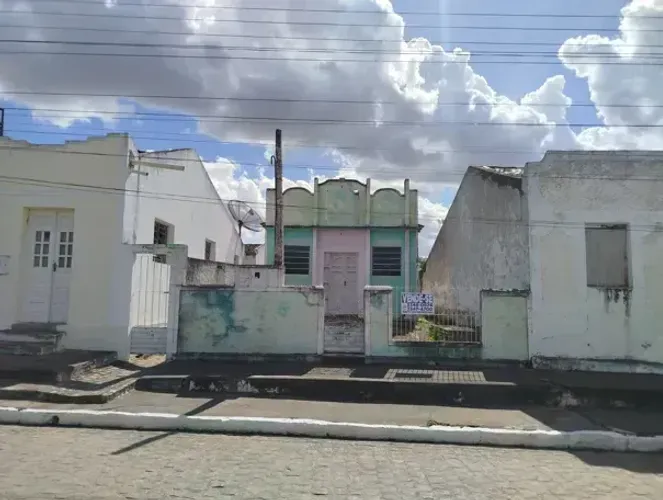 INVISTA NO SEU FUTURO: Imóvel Perfeito para Seu Projeto dos Sonhos!