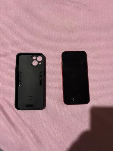 iPhone 13 ótimo estado vermelho 