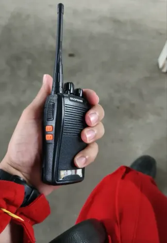 Vendo rádio pra sair rápido