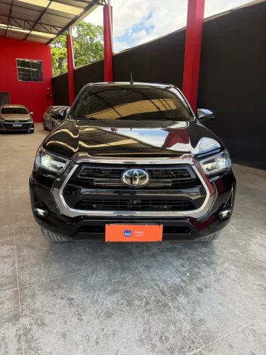 Toyota Hilux CD SRX 4X4 2.8 TDI 16V Diesel Aut. 2023