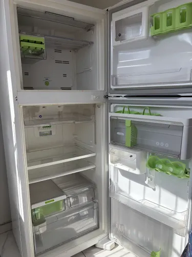 Vendo geladeira