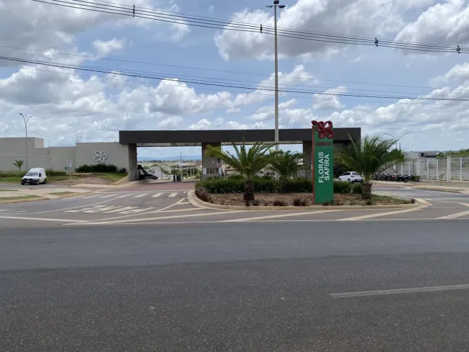 Vendo Terreno Florais Safira 300m2