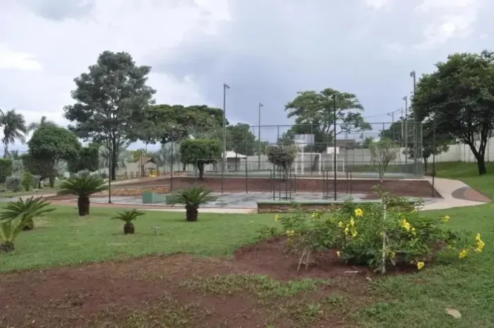 Terreno à venda no Condomínio Jardins Barcelona em Uberlândia