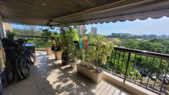 Barra da Tijuca | Apartamento 4 quartos, sendo 1 suite