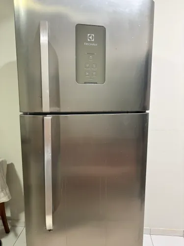 Geladeira Eletrolux TF52X 220V