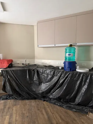 ? VENDE-SE COZINHA PLANEJADA + LAVANDERIA COMPLETA COM PEDRA EM QUARTZO
