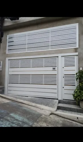 Sobrado no bairro Divinéia 2 quartos