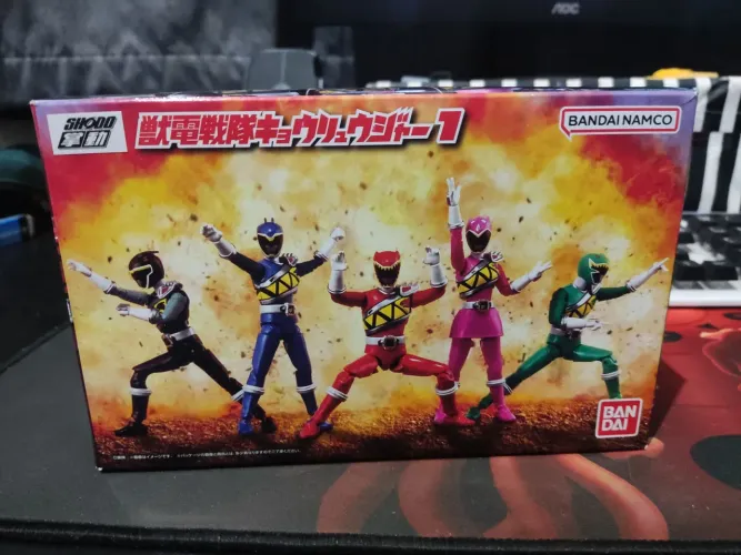 Kyoryuger/ Power ranger dino charge - shodo super