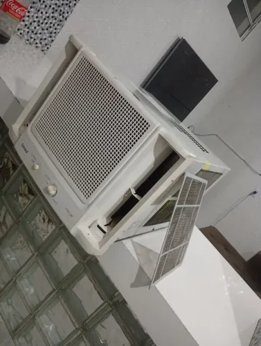 Vendo dois Ar condicionado Consul 7.500 limpo e higienizado pra sair agora 