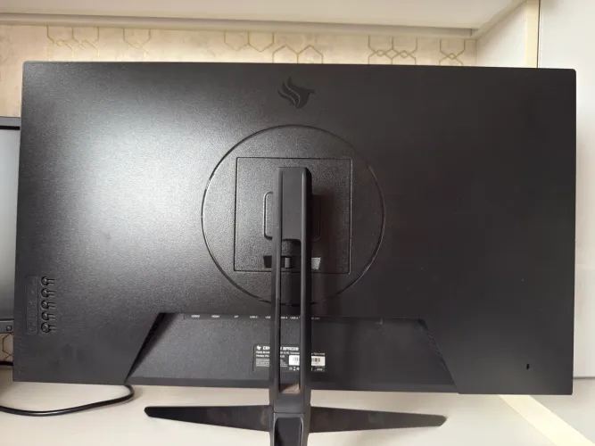 Monitor Pichau - 28 Pol 4K, 1ms, 144Hz
