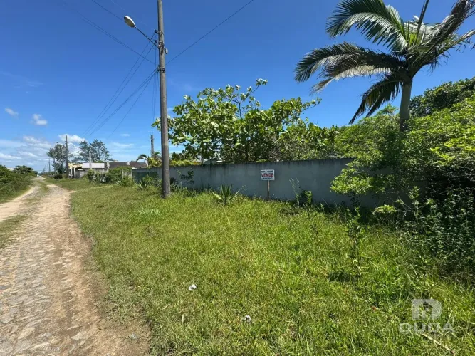 Terreno 2 frentes na Praia de Itapirubá Sul-Laguna