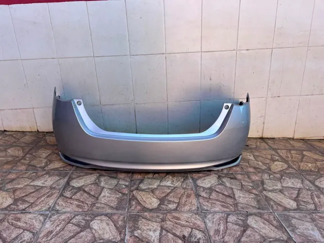 Parachoque traseiro Yaris Sedan 2018/2019/2020/2021/2022/2023/2024/2025/2026