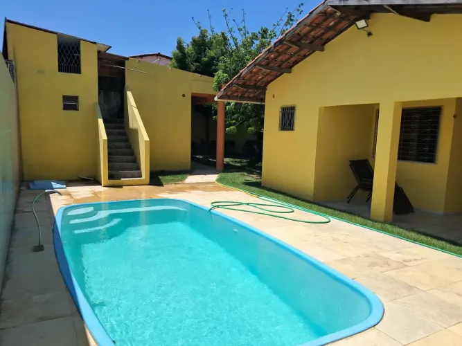 Imóvel para venda possui 152 metros quadrados com 2 quartos em Centro - Paracuru - CE