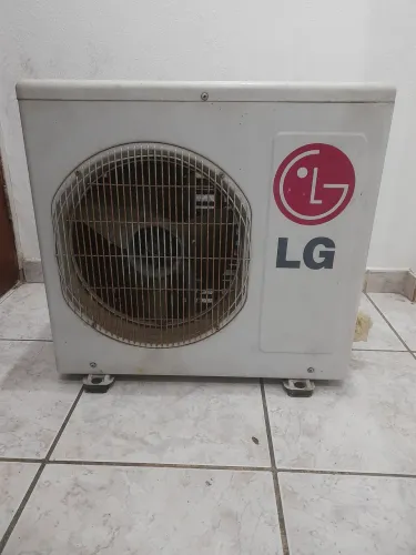 Ar-condicionado  Splinter LG usado 9000 BTU.