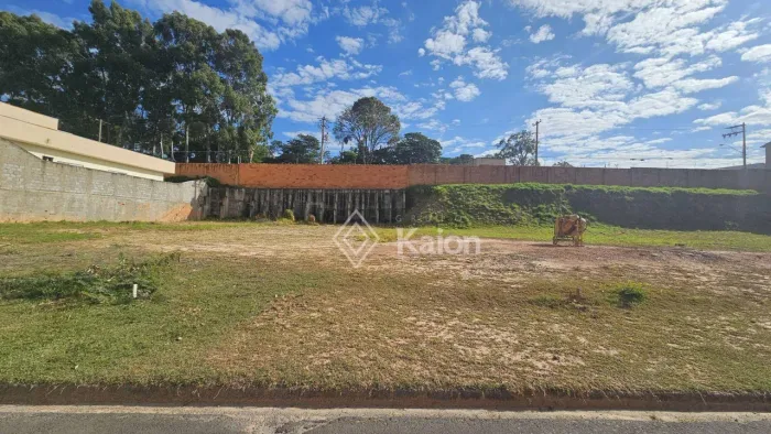 Terreno à venda no Condomínio Costa das Areias em Salto/SP