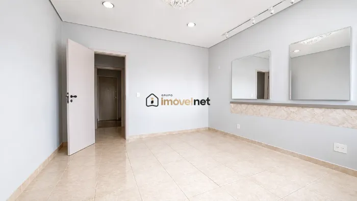 Sala Comercial na Av. do Contorno | 30m² Banheiro Privativo Localização Estratégica