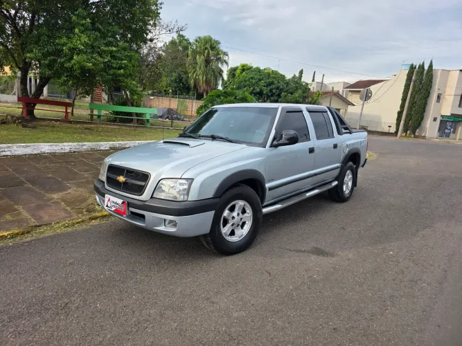 Chevrolet S10 P-up Colina 2.8 TDI 4x2/4x4 CD Dies. 2006