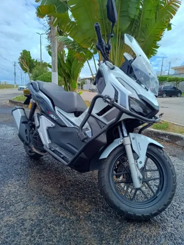 HONDA ADV 150 - 2021 (excelente oportunidade)