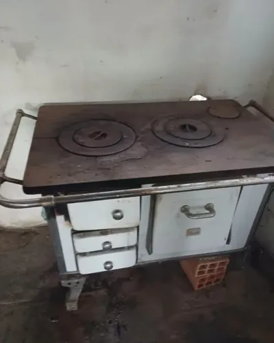 Fogão a lenha n 1