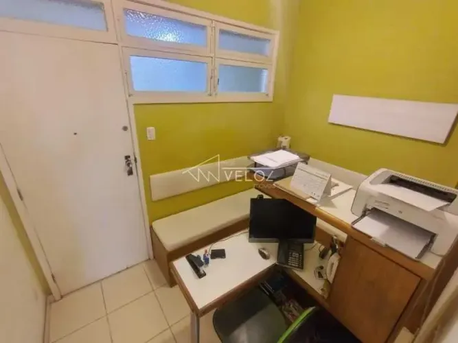 Sala : / Comercial / Catete